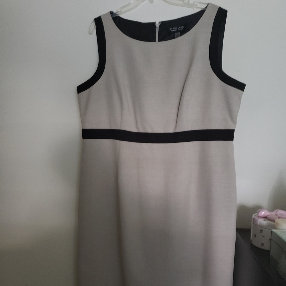 Women's Black Label Evan Picone Dress Size 18